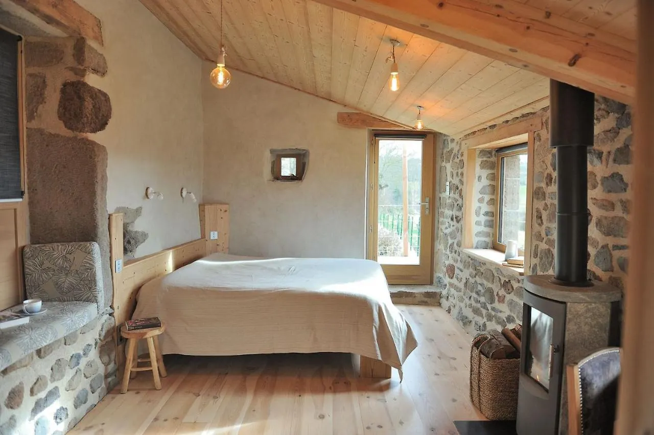 Maison d'hôtes Chambre D'Hotes Privative Au Creux Du Nid Siaugues-Sainte-Marie