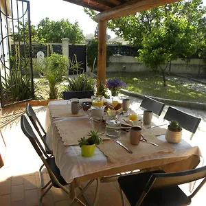 La Maison D'ogooué Couette-café Carpentras